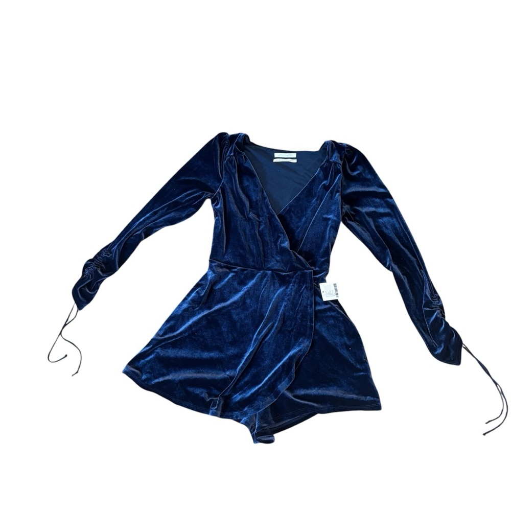 Urban Outfitters velvet navy romper dress size small